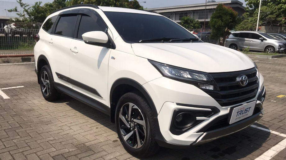 TOYOTA RUSH RUSH 1.5 AT GR SPORT AT 2021